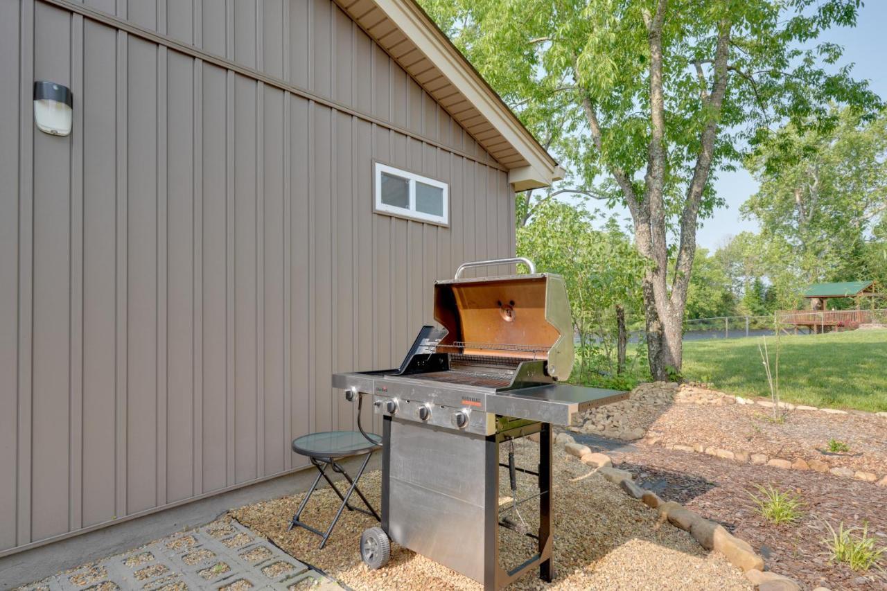 Riverfront Elizabethton Detached Studio With Grill Exterior foto